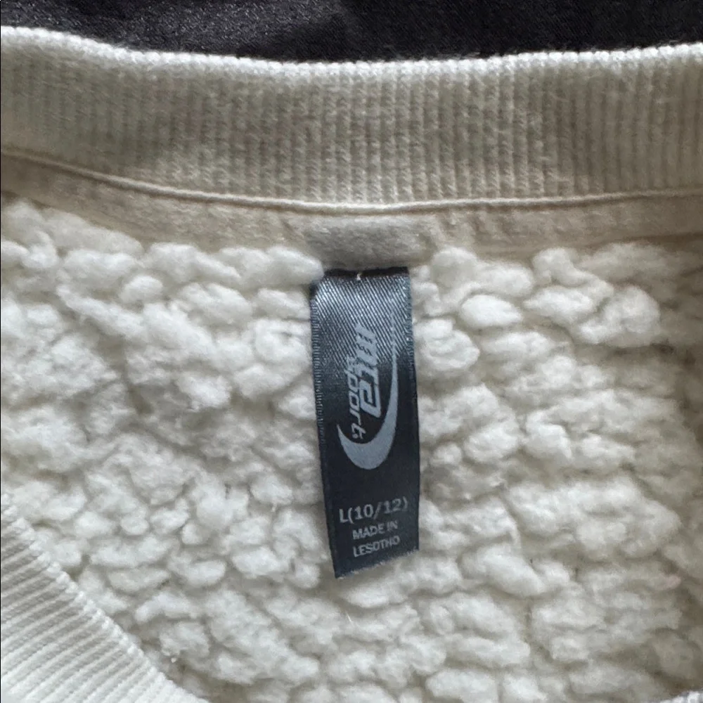 White Fleece Pullover - Picture 3 of 3